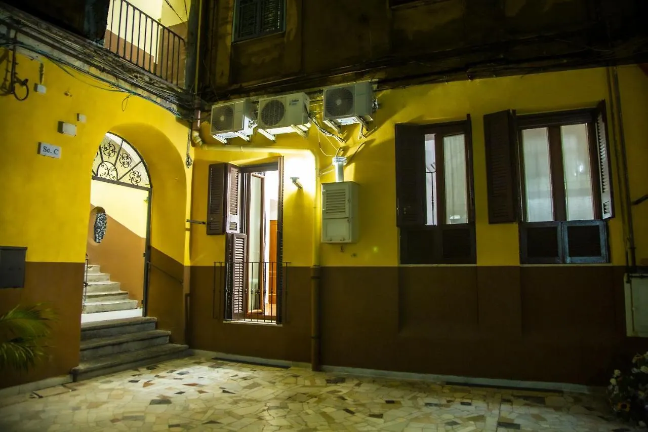 Holiday home Cioppy Home Naples Italy